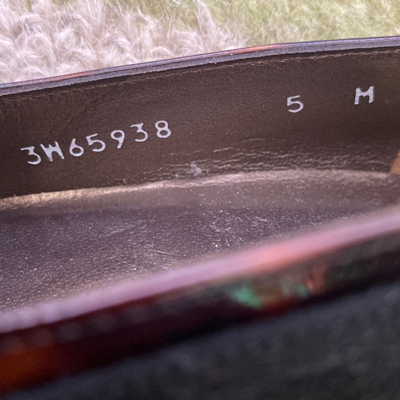 Stuart Weitzman Vintage Black Suede Tortoise Bow Kitten Heels Pumps - 5 - Picture 12 of 12